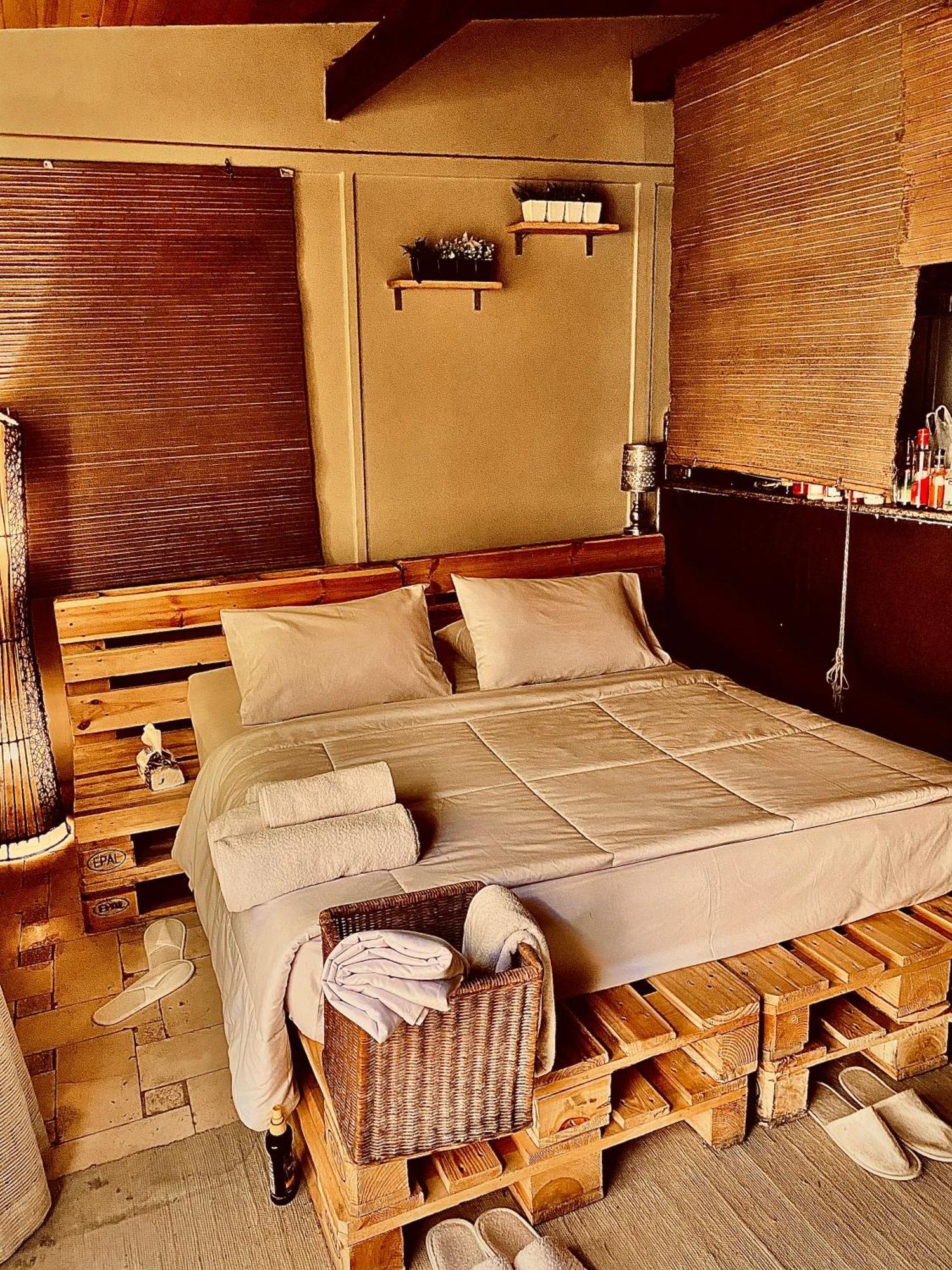 Airport Rooftop Club Luxurious Rooms And Studios Kairo Exteriör bild