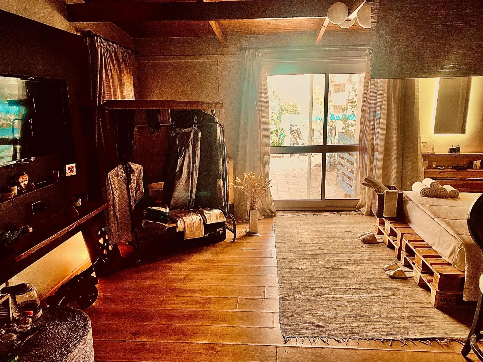 Airport Rooftop Club Luxurious Rooms And Studios Kairo Exteriör bild