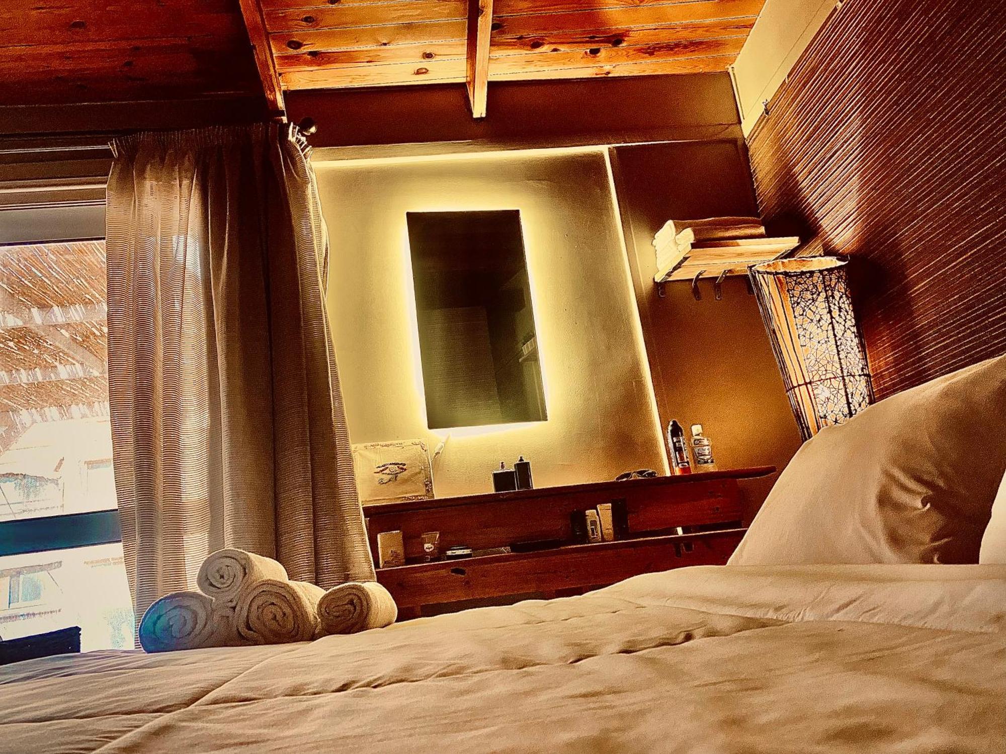 Airport Rooftop Club Luxurious Rooms And Studios Kairo Exteriör bild