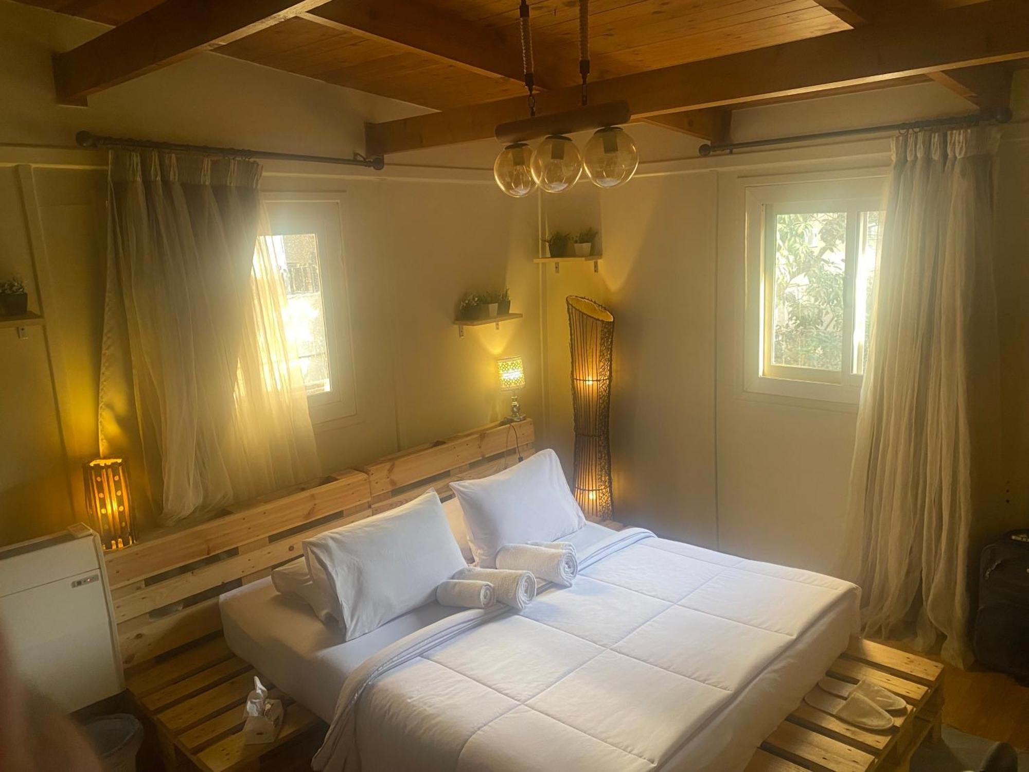 Airport Rooftop Club Luxurious Rooms And Studios Kairo Exteriör bild